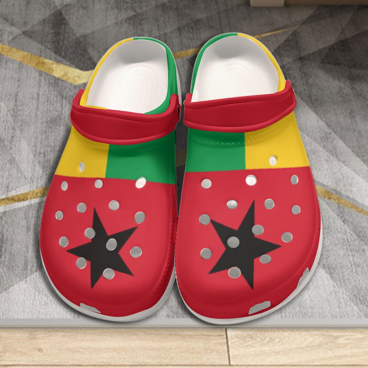Guinea-Bissau Clogs - Womens